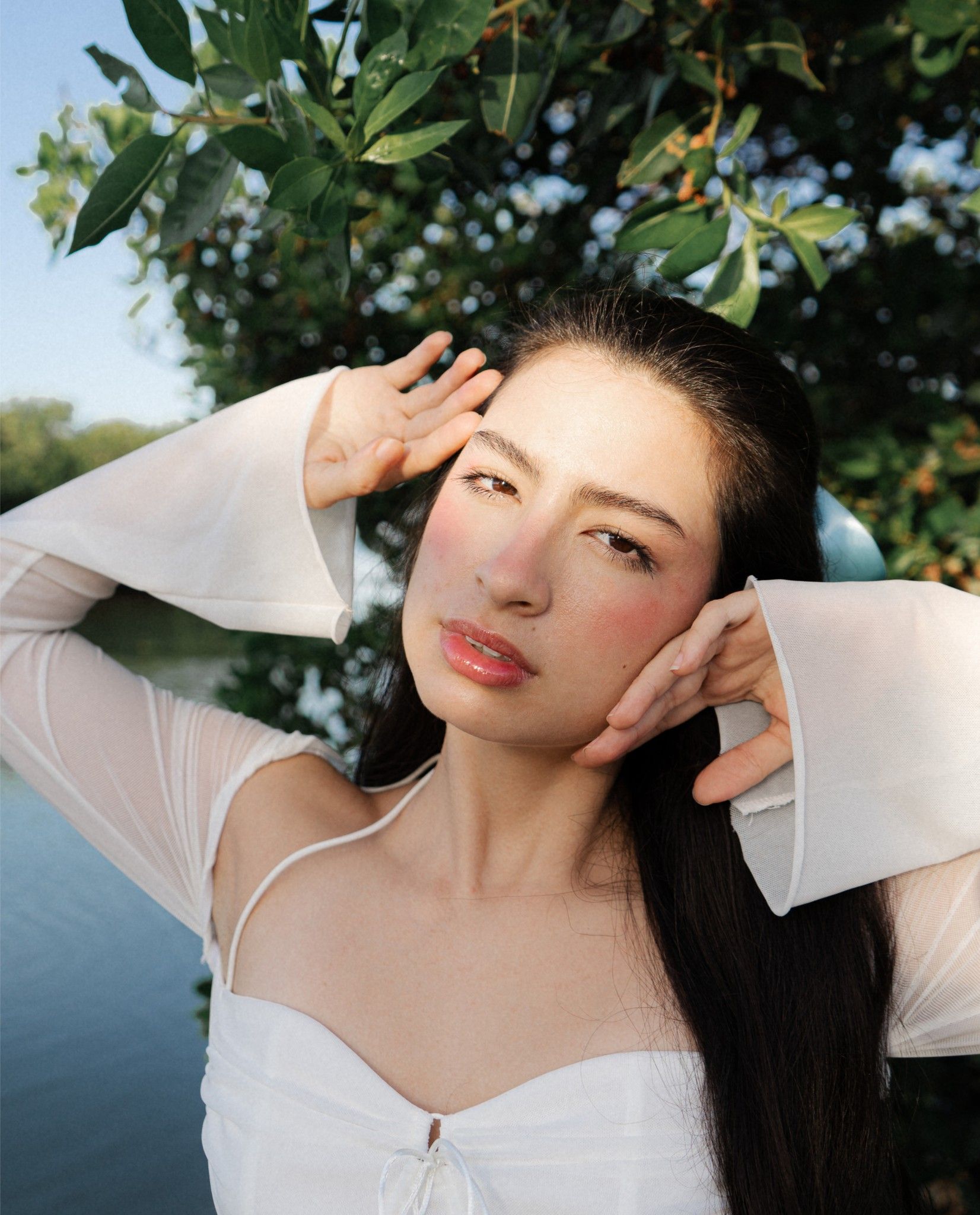 Portrait photograph by Miriam Huanosto